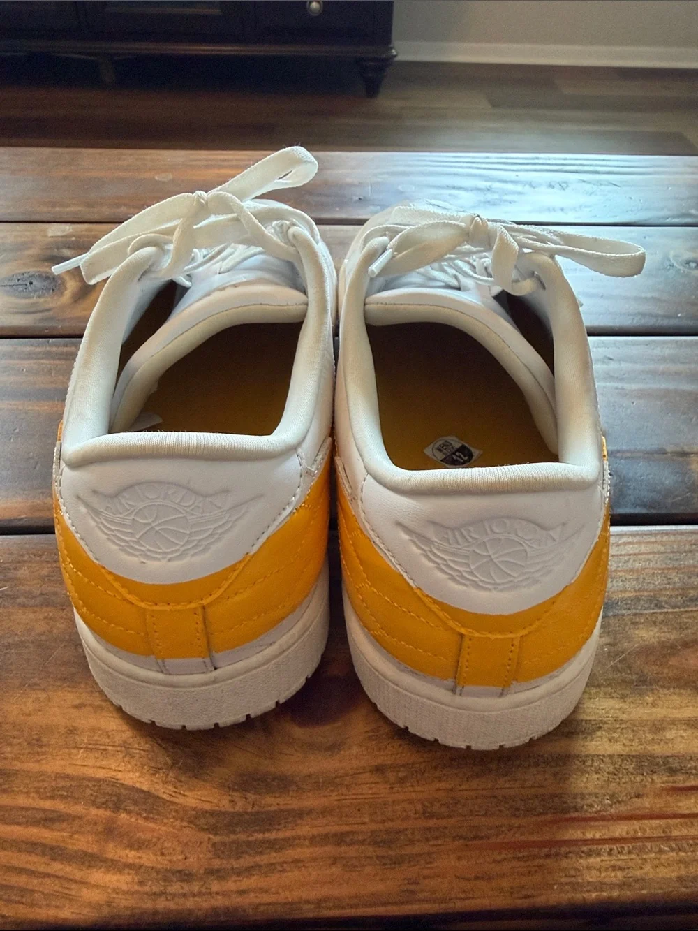 Air Jordan 1 Centre Court Sz. 12